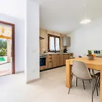 With Private Pool Via Tevere