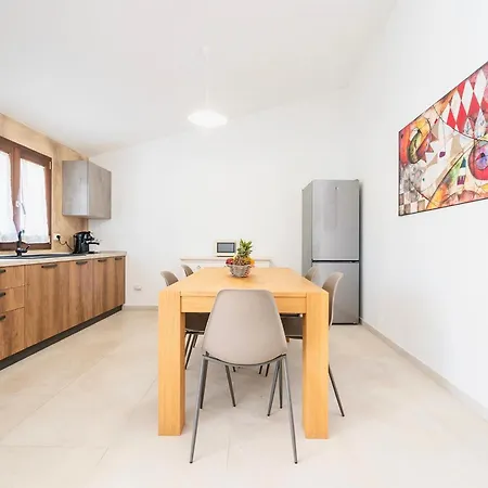 Villa With Private Pool Via Tevere *