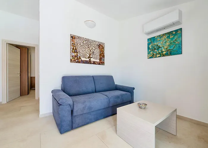 Villa With Private Pool In Just Few Minutes From La Cinta - San Teodoro